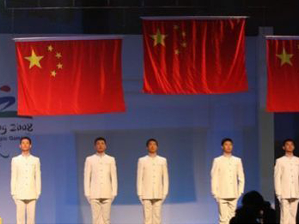 旗杆升降系统